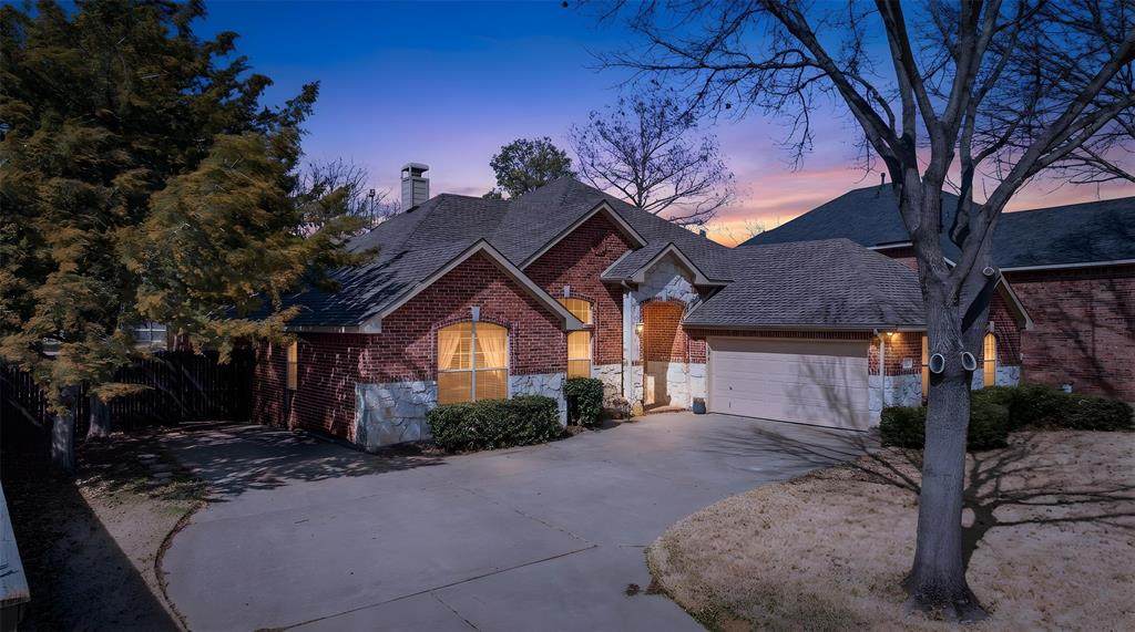 524 Suffolk Drive - Photo 1