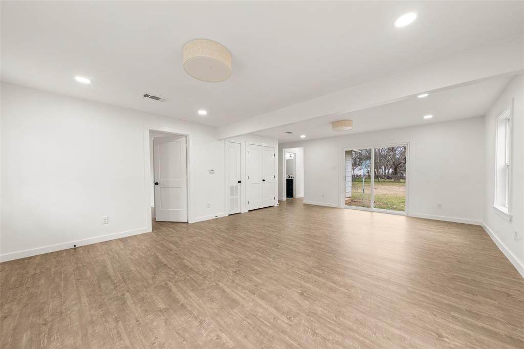 812 Harlem Street - Photo 1