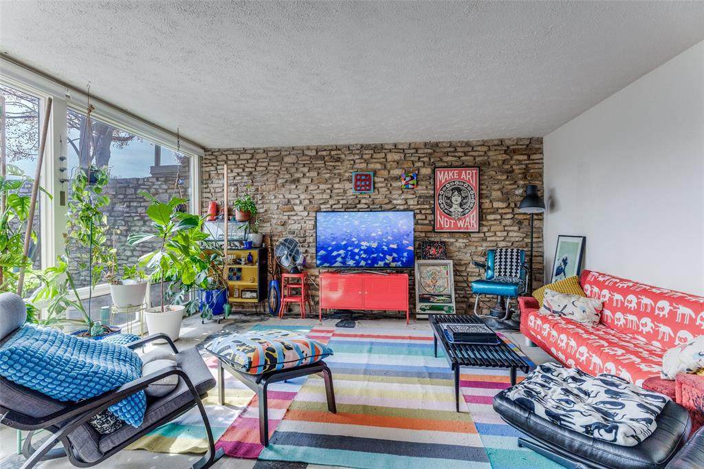 4500 Westridge Avenue - Photo 1