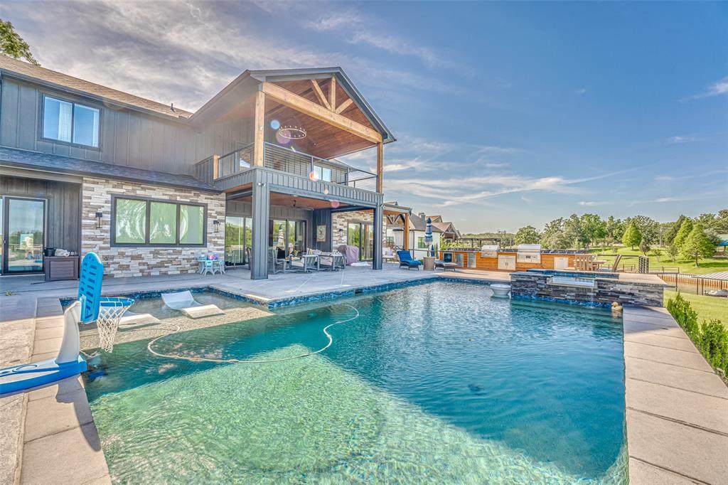 5629 Lakeshore Court - Photo 1