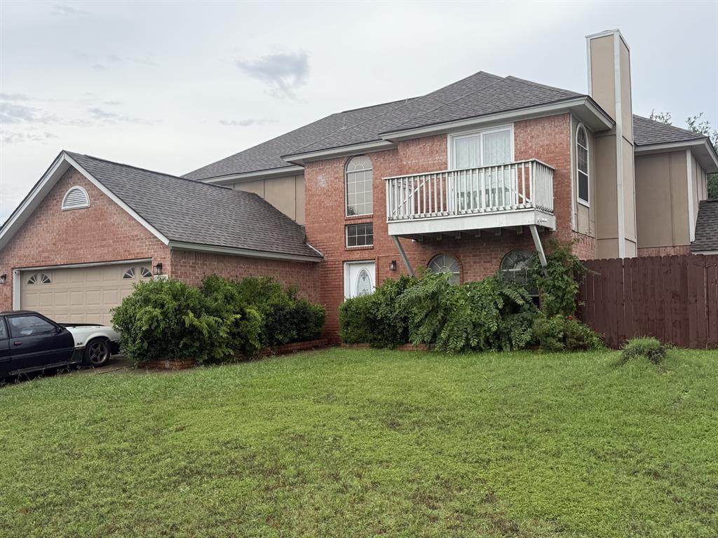 5608 Fairway Circle - Photo 1