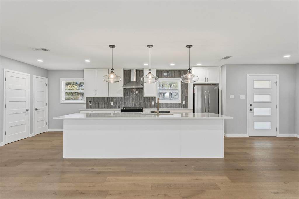 4600 Cedar Mountain Drive - Photo 1