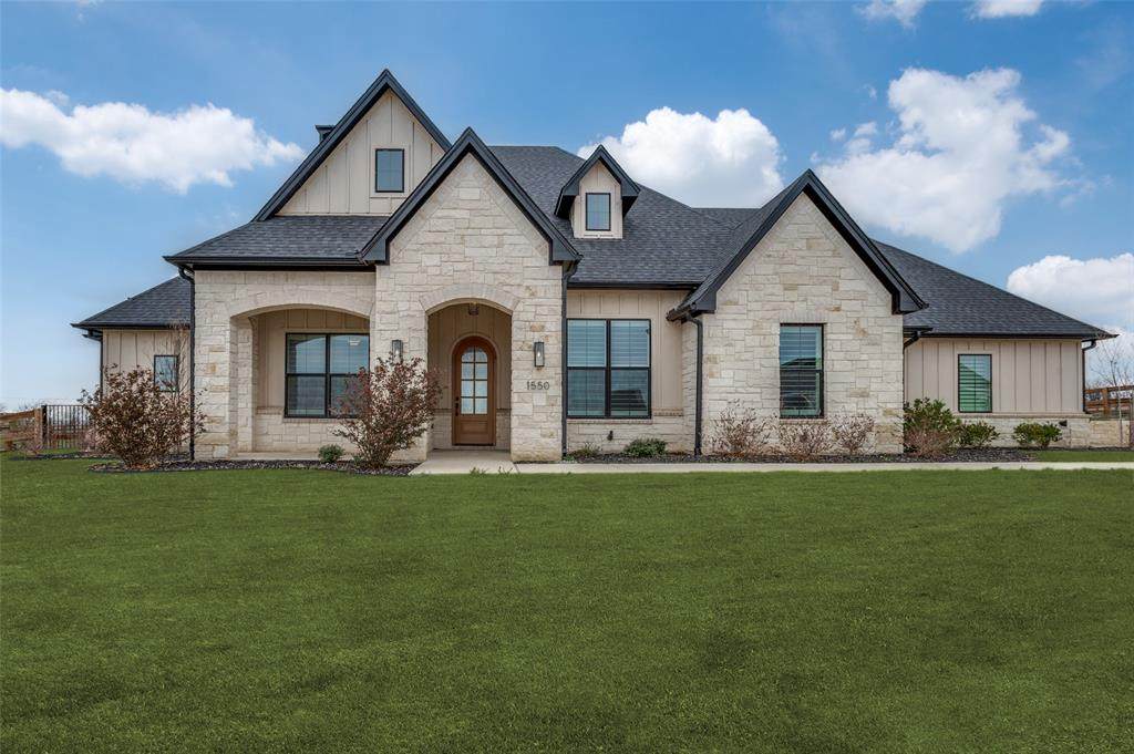 1550 Hamilton Lane - Photo 1