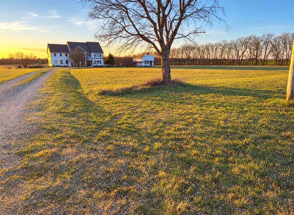 5077 Line Road - Photo 1