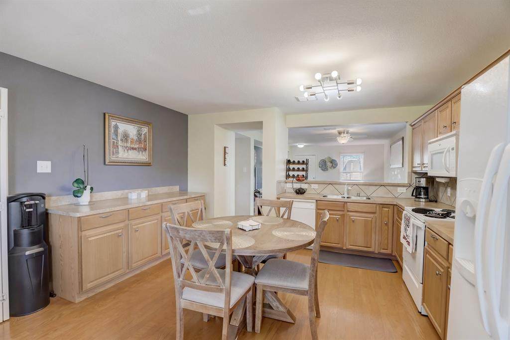 6925 Wind Row Drive - Photo 1