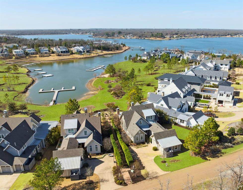 14700 Kiawah Drive - Photo 1
