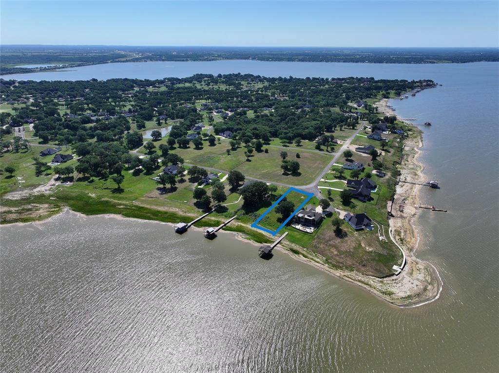 1540 Shoreline Drive - Photo 1