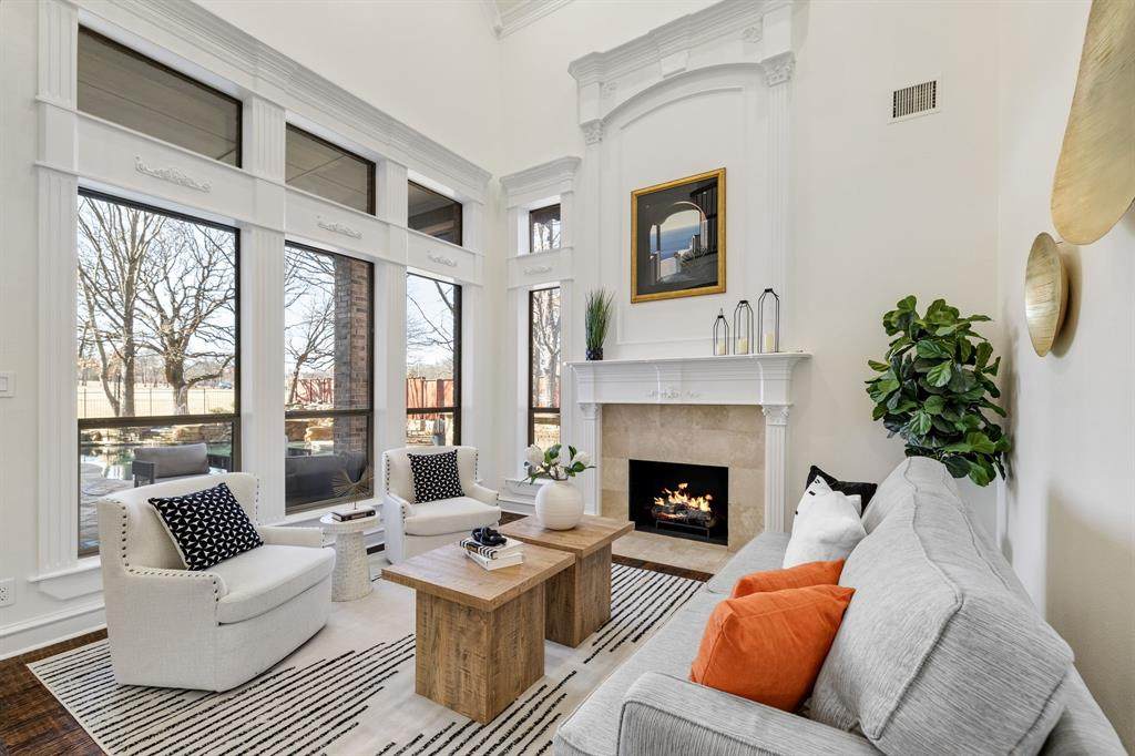 201 Stonington Lane - Photo 1