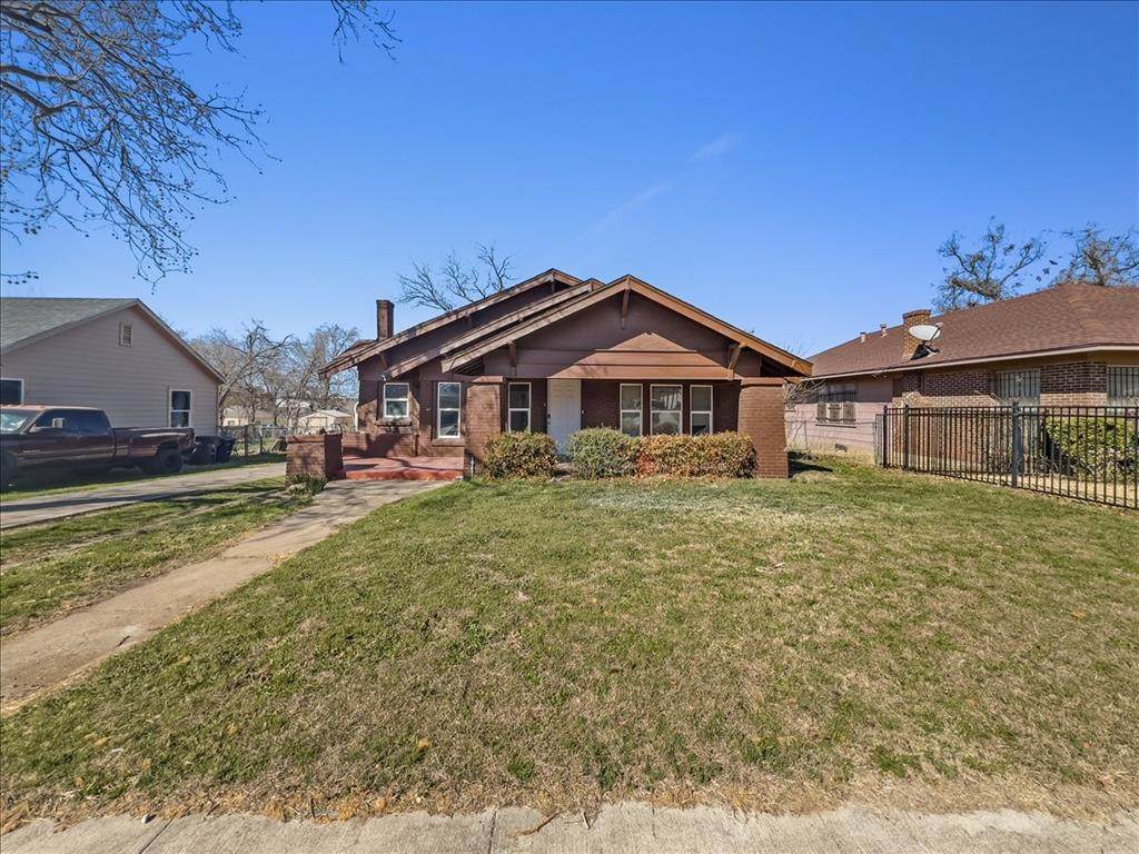 817 Marion Avenue - Photo 1