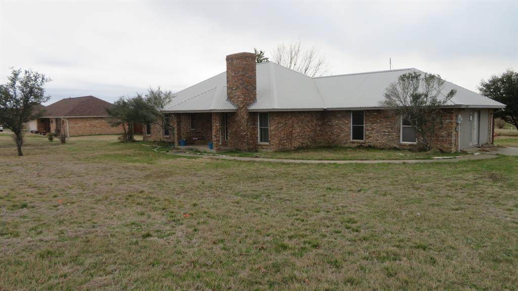 108 Creekview Circle - Photo 1