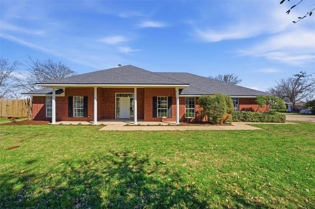 693 Mclaughlin Road - Photo 1