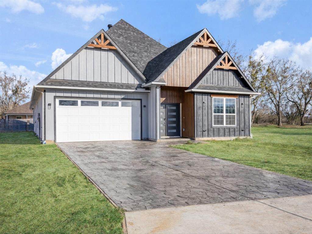 123 Cedar Bend Drive - Photo 1
