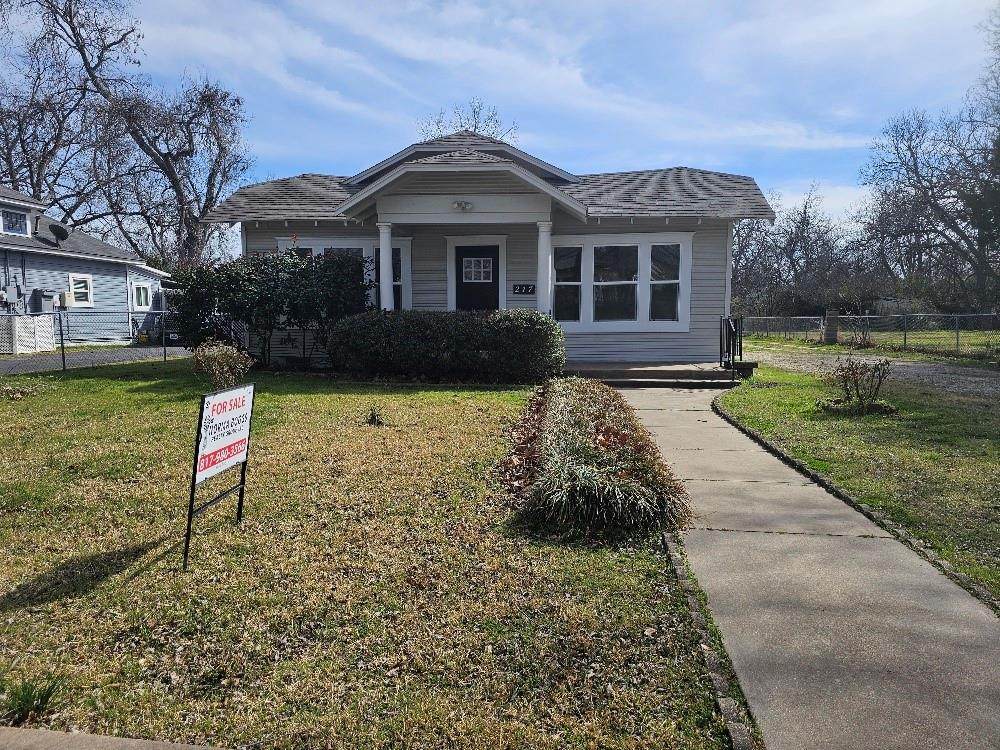 217 Heard Street - Photo 1