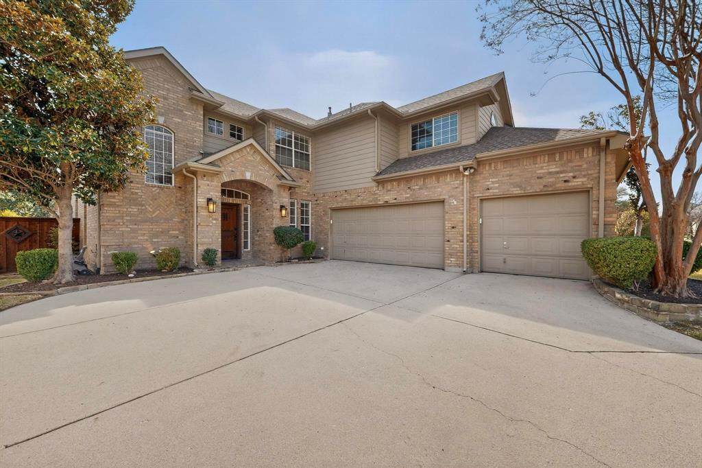 2501 Kentmere Lane - Photo 1