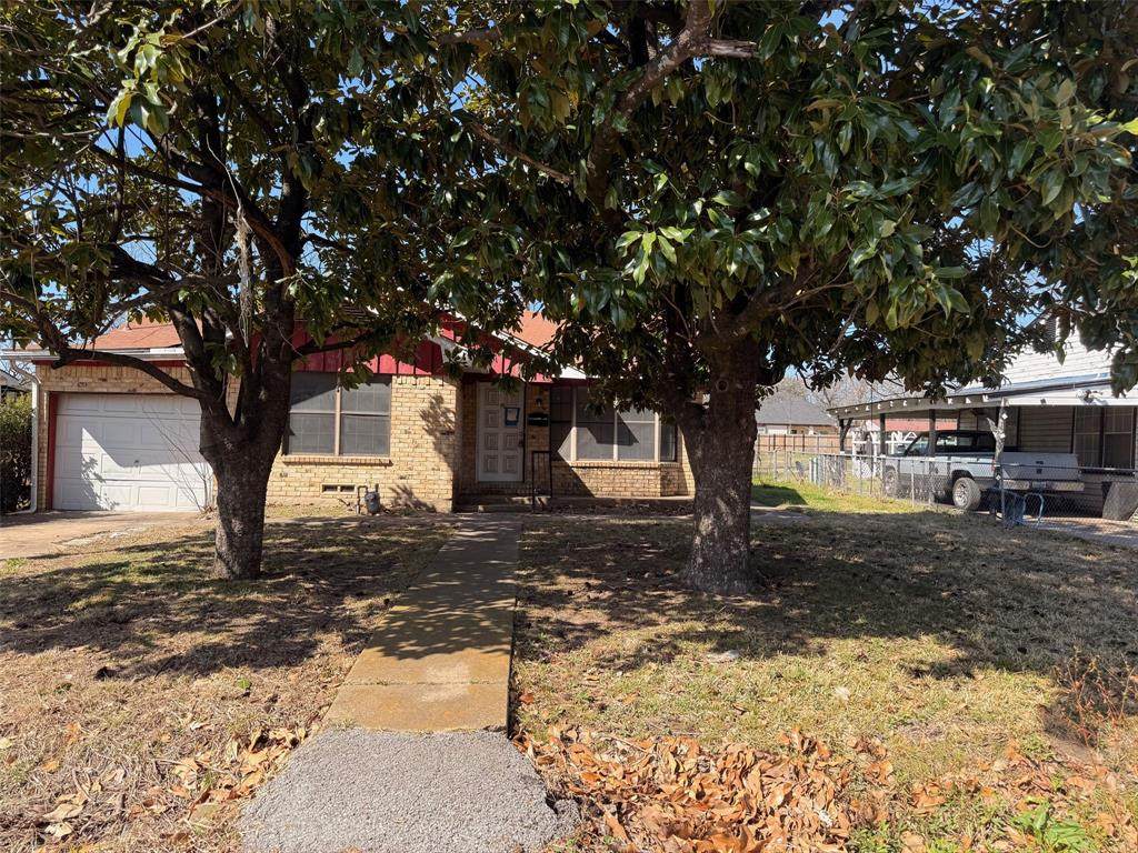 714 Medora Street - Photo 1