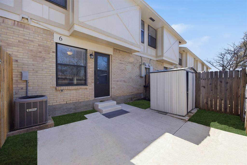 1905 Morton Street - Photo 1