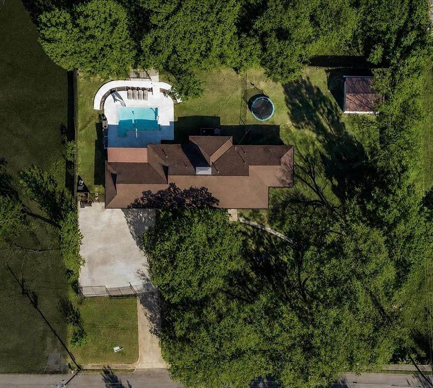 300 College Avenue - Photo 1