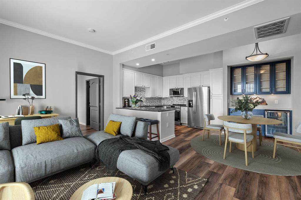 3225 Turtle Creek Boulevard - Photo 1