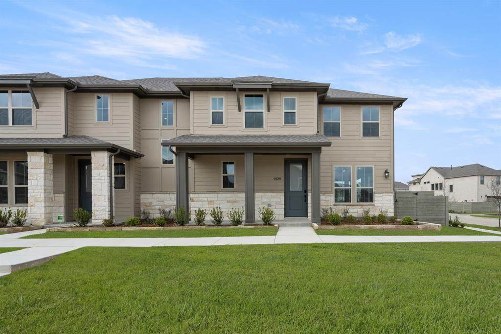 1529 Laurel Lane - Photo 1