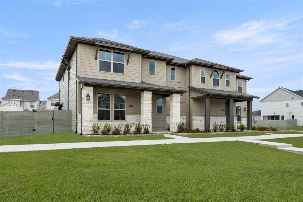 1521 Laurel Lane - Photo 1