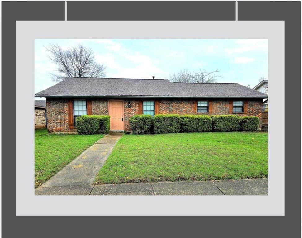 1465 Allegro Drive - Photo 1