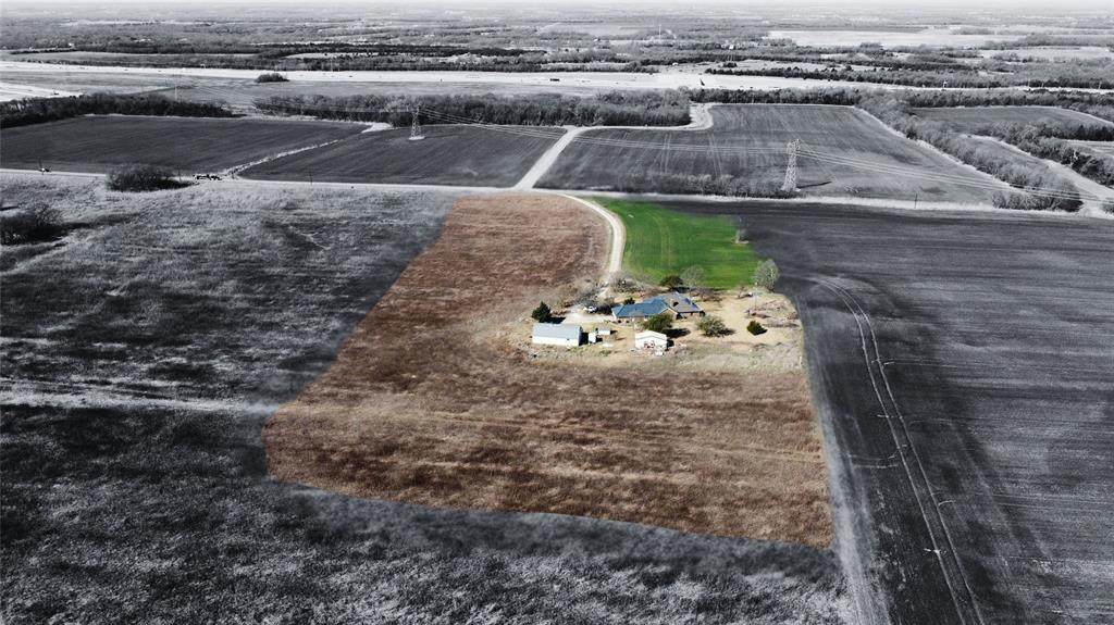 453 County Road 371 - Photo 1