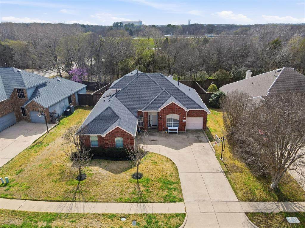 1012 Wedgewood Drive - Photo 1