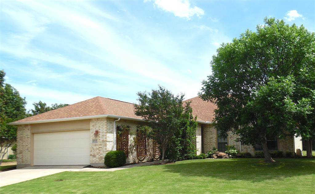 8925 Crestview Drive - Photo 1