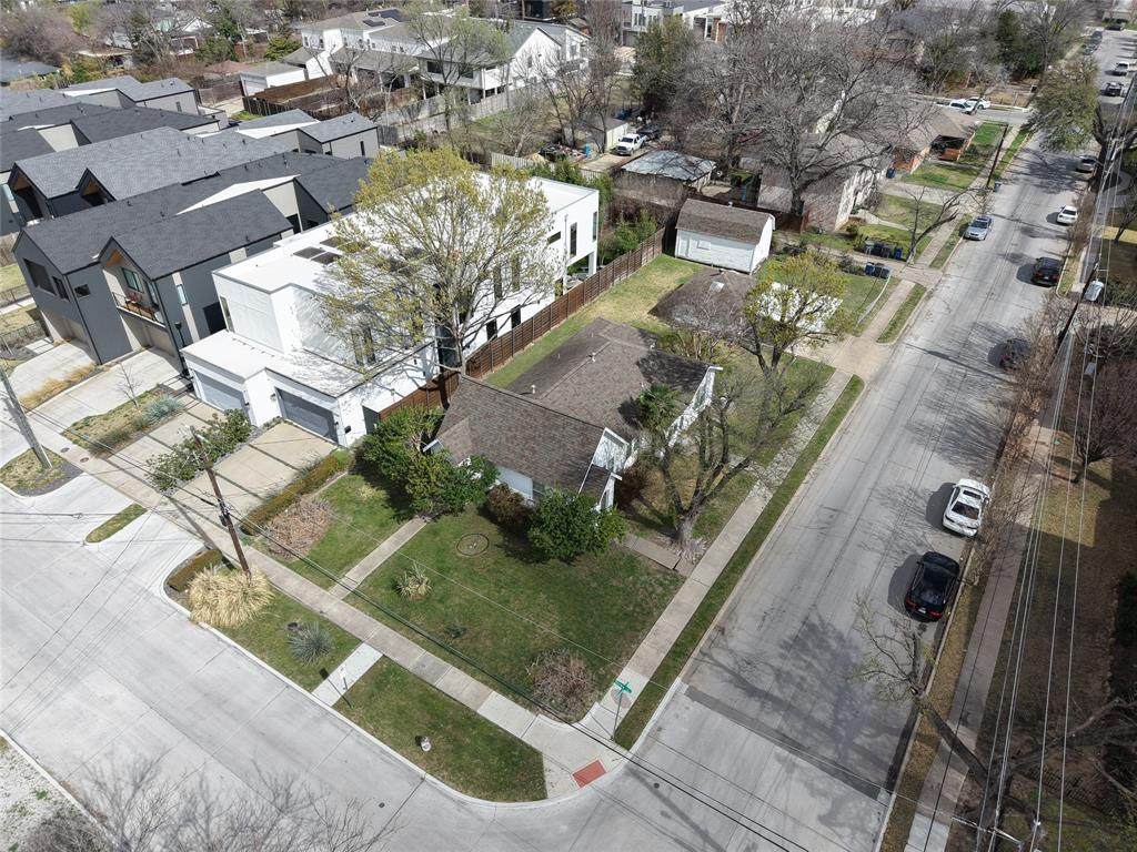 2302 Kirby Street - Photo 1