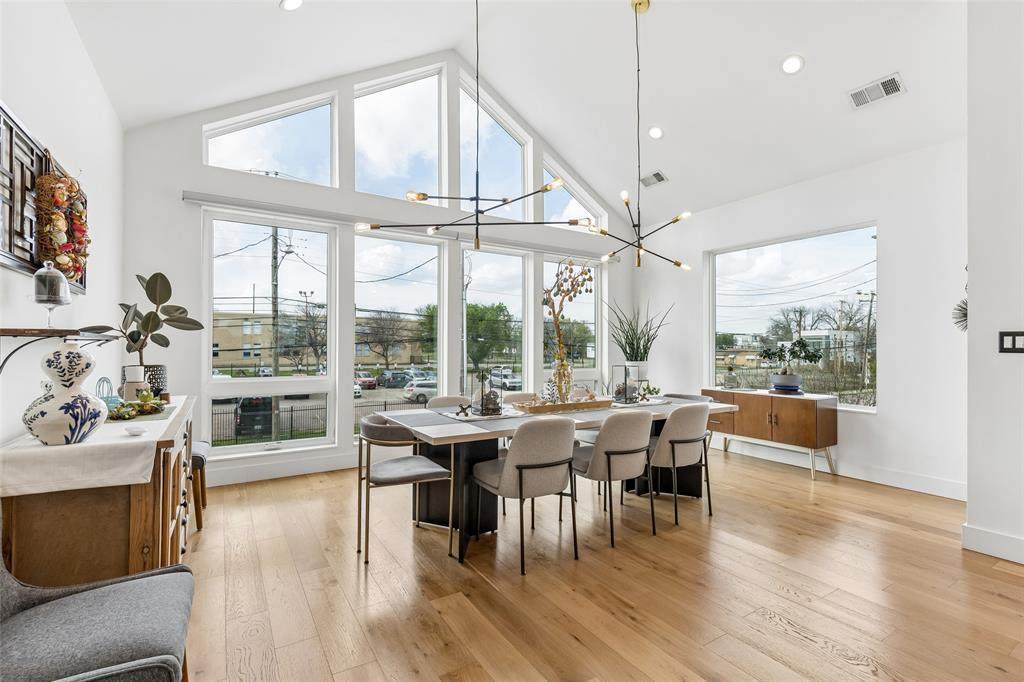 4404 Capitol Avenue - Photo 1
