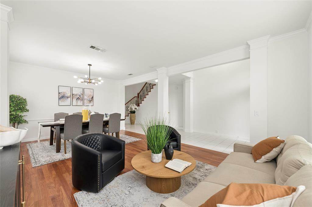 2337 Ravenhurst Drive - Photo 1