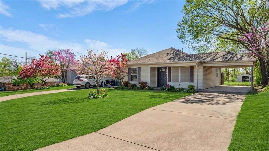 1602 Elm Street - Photo 1