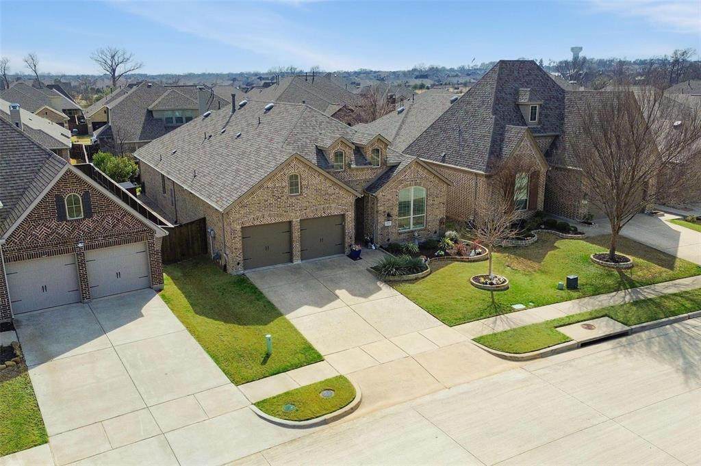 812 Heron Creek Pass - Photo 1