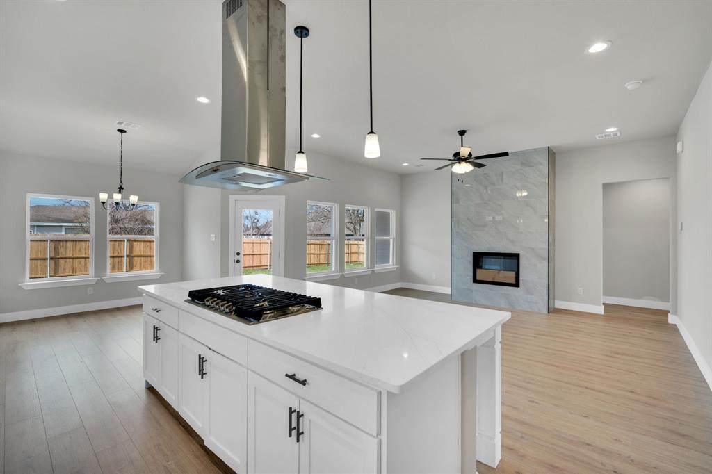 340 Marshall Court - Photo 1