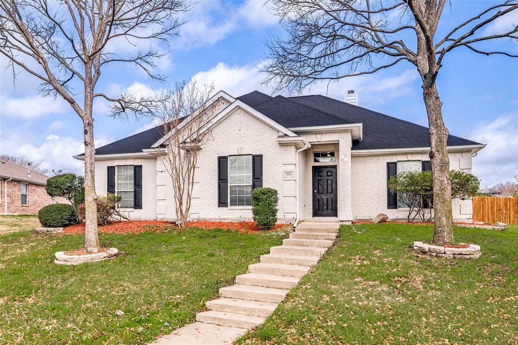 3816 Chestnut Trail - Photo 1