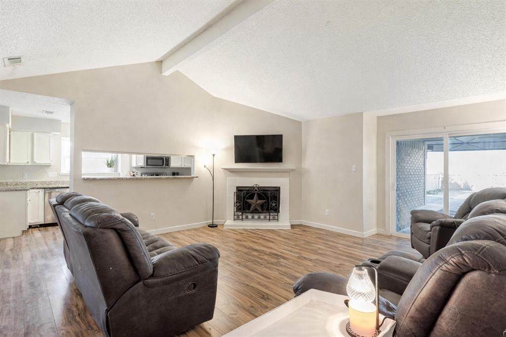 317 Stillmeadow Drive - Photo 1