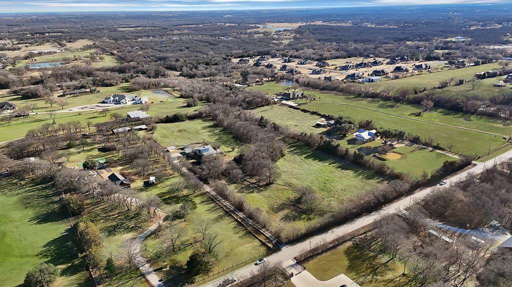 7322 Retta Mansfield Road - Photo 1