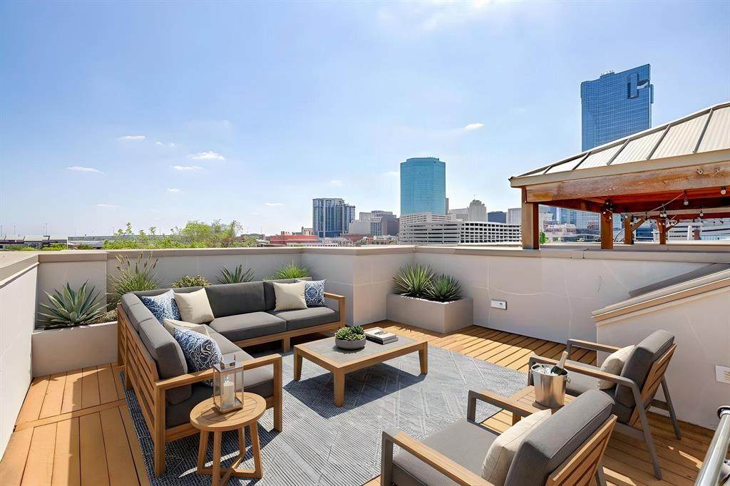 714 1st Street - Photo 1