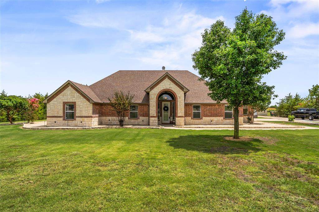 6713 Mustang Trail - Photo 1