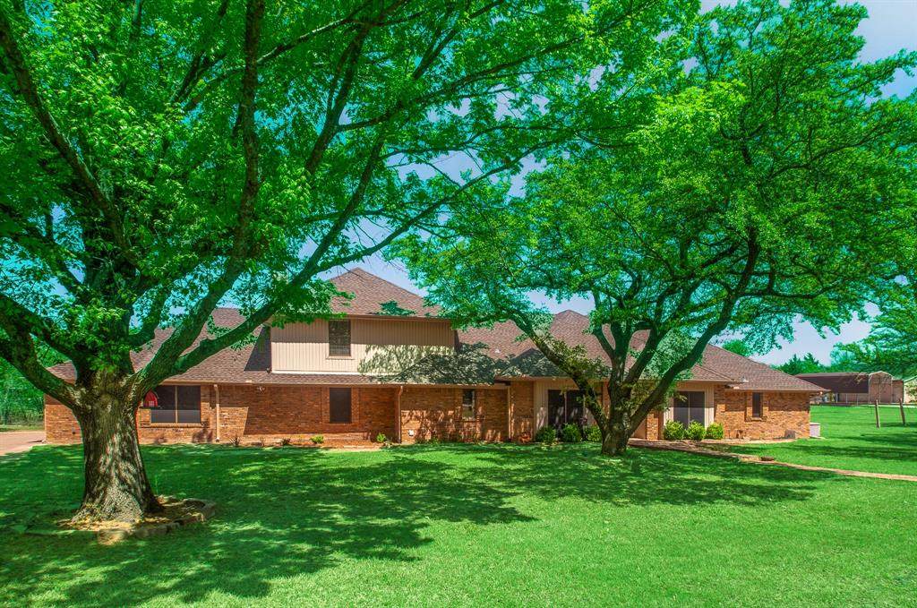 13 Crestview Circle - Photo 1