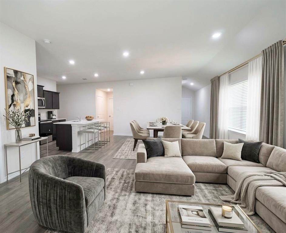 714 Coastline Way - Photo 1