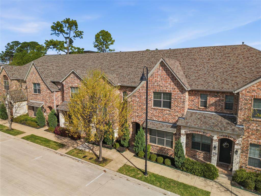 2228 Pinnacle Lane - Photo 1