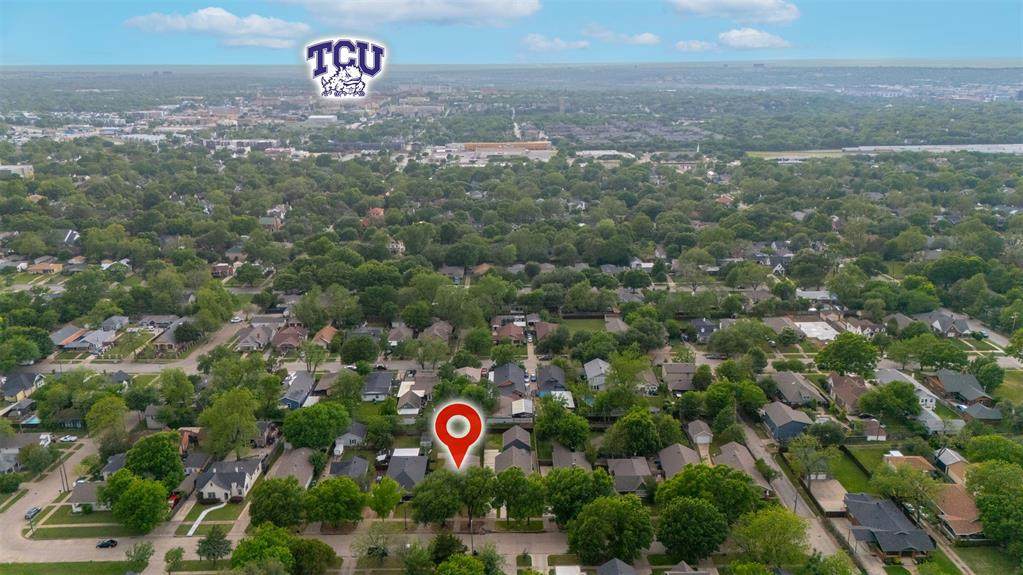 2720 College Avenue - Photo 1