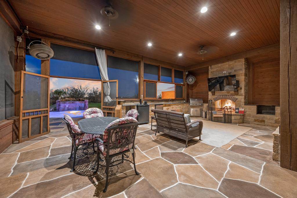 721 Kensington Drive - Photo 1