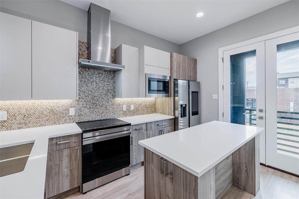111 Merritt Street - Photo 1