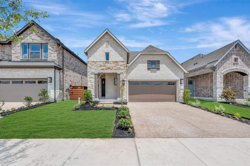 1733 Mosaic Way - Photo 1