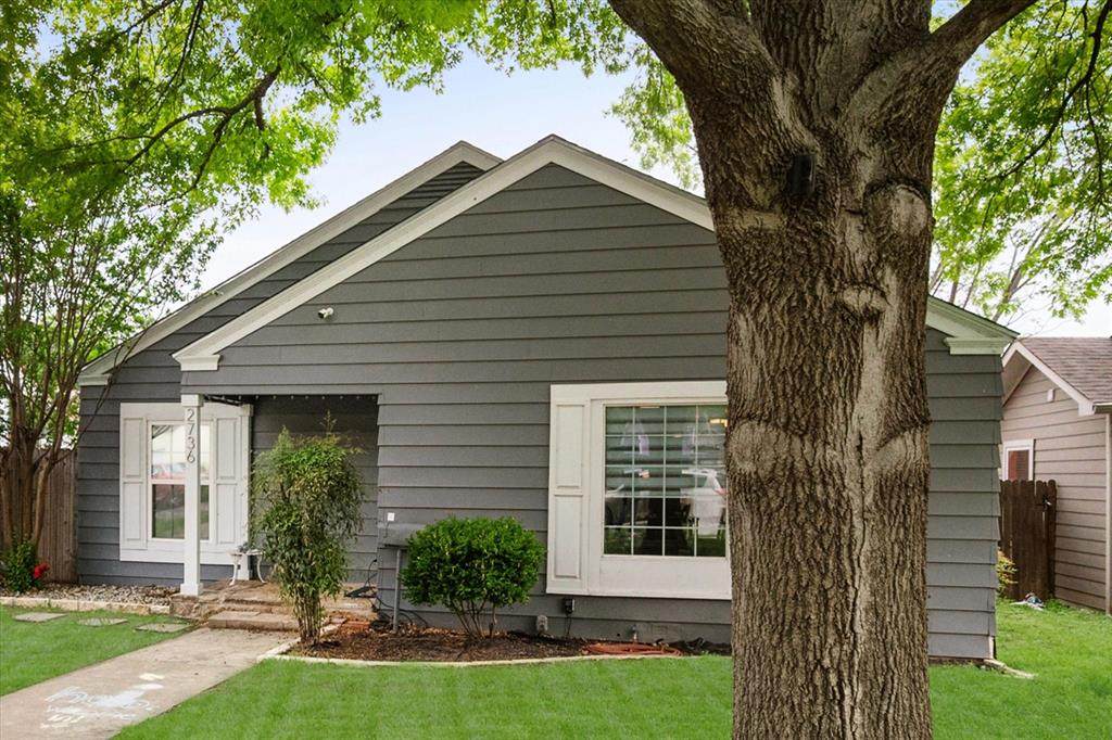 2736 Ryan Avenue - Photo 1