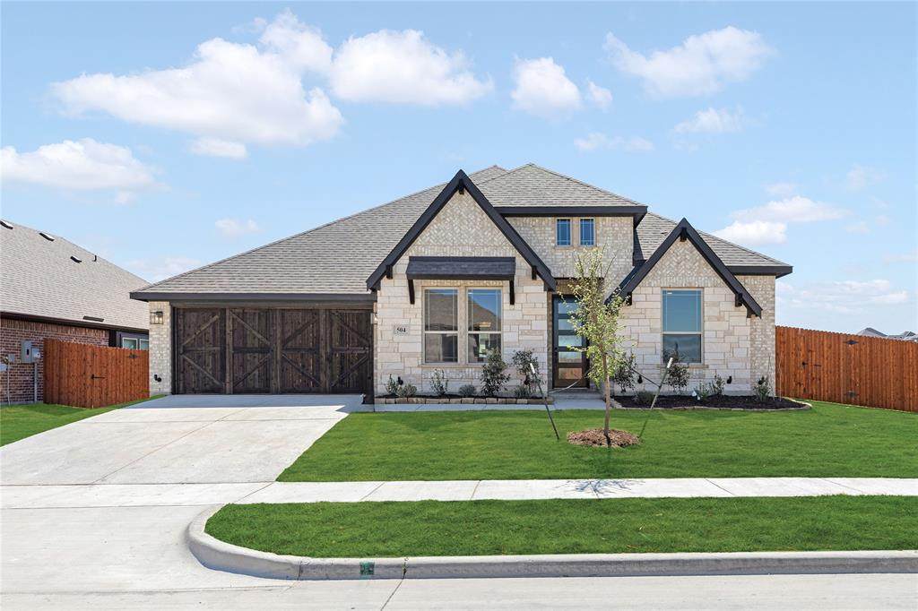 504 Red Maple Road - Photo 1