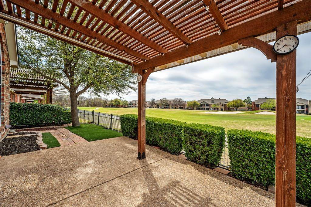 2112 Stone Creek Drive - Photo 1