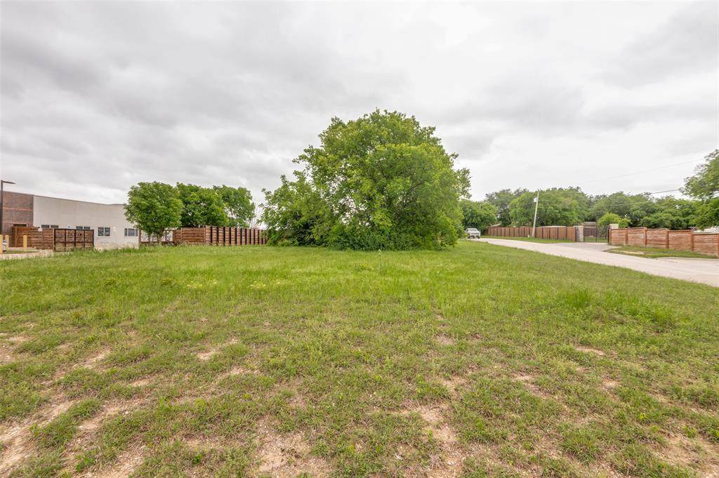3906 Telephone Road - Photo 1